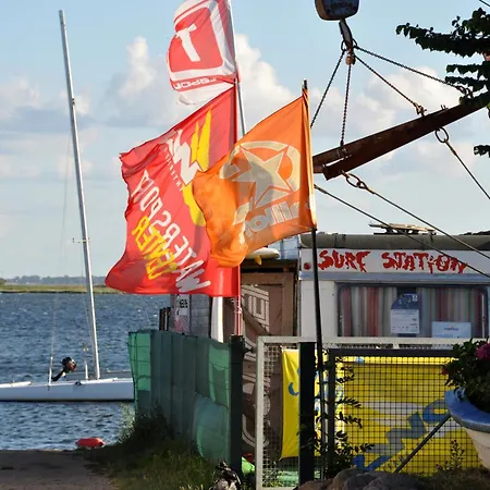 Ort Lemkenhafen Lemkenhafen Muehlenblick * Femern
