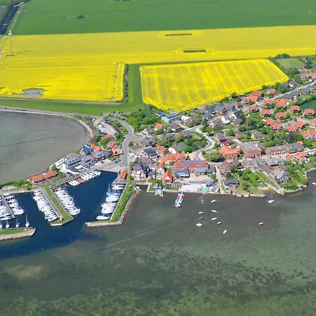 Ort Lemkenhafen Lemkenhafen Muehlenblick Lejlighed *