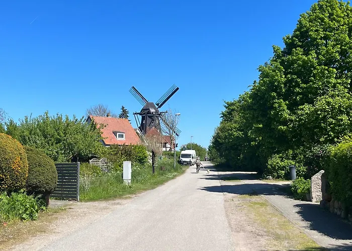 Ort Lemkenhafen Lemkenhafen Muehlenblick Fehmarn